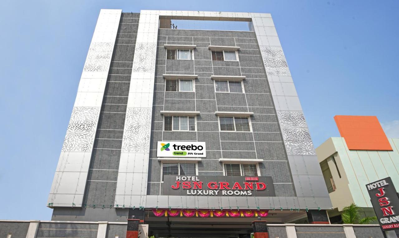 ホテル Treebo Trend Jsn Grand Vijayawāda エクステリア 写真